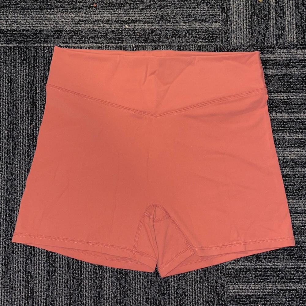 Balance Athletica / Vitality Cloud Short in Sandstone
